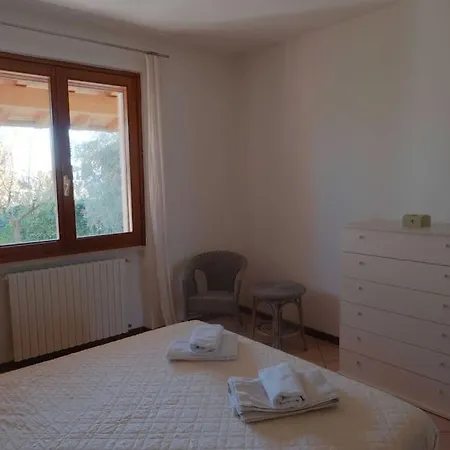 Lidia - Tra Il E L'azzurro. San Felice del Benaco